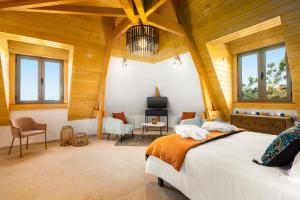 Maisons d'hotes Domaine de Ravat : Chambre Double ou Lits Jumeaux