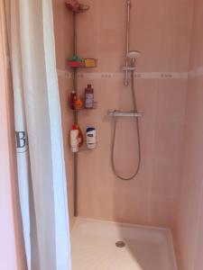 Sejours chez l'habitant Le Roqual : photos des chambres