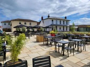 The Oakwood Hotel by Roomsbooked - Leigh