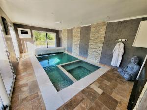 Villas Villa avec piscine chauffee a l'annee(Verdon/Golf) : photos des chambres