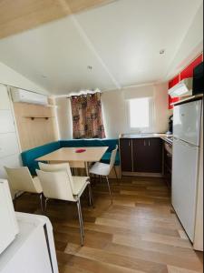 Campings Camping Paradis Family les Rives de l'Herault : photos des chambres