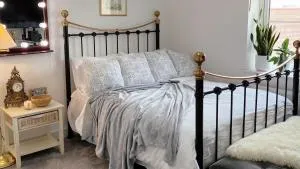 Entire home: Bicester Village 10min walk (650m) - 切斯特顿