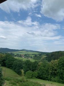 U Asi w Kotlinie Kłodzkiej - Widoki, Bania i Wiejskie Smaki