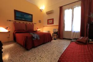 Sicilia Ovest - Domus Mariae Charming Apartments with Balcony