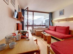 Studio lumineux au pied des pistes avec balcon - FR-1-344-996