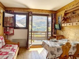 Appartement lumineux au pied des pistes avec balcon - 4 pers, rénové, 3 flocons, cuisine équipée - FR-1-344-977 - Levassaix