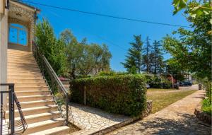 Gorgeous Apartment In Malinska With Wifi 