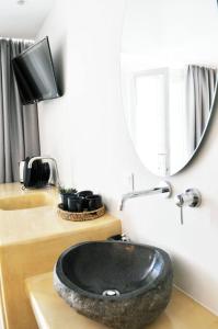 Casa Valeri II - Stylish Cycladic Studio in Naxos Town