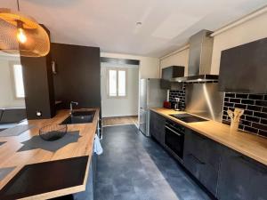 Appartements Casa Brune - Sublime T3 de Centre Ville - Parking Gratuit a Proximite : photos des chambres