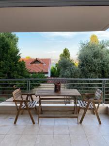 Seaside one-bedroom on Chalkis