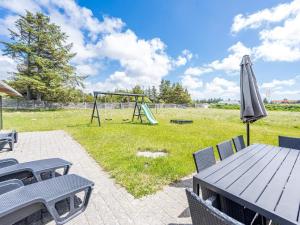 6 person holiday home in Vejers Strand