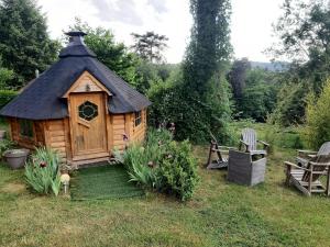 Maisons de vacances Wonderful holiday home in Raon L tape with garden : Maison de Vacances 3 Chambres 