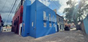 Hostal Guelaguetza Danza de la Pluma con Baño Propio