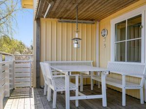 8 person holiday home in STRÖMSTAD-By Traum