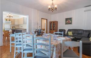 Nice Home In Liznjan With Wifi