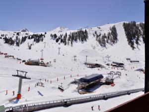 Studio lumineux proche des pistes avec balcon - Animaux admis - FR-1-181-2368