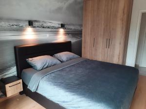 Lichtrijk en comfortabel hoekappartement met gratis parking en zeer centraal gelegen - Comme Chez Soi