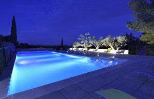 Villages vacances Les Garrigues de la Vallee des Baux : photos des chambres