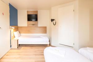 Hotels Kyriad Direct Rouen Nord - Barentin : - 3 lits simples