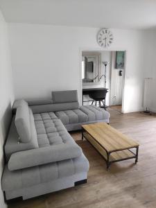 Maisons de vacances Landaise le lagunak avec piscine chauffee a 900 M de la plage : Maison 2 Chambres