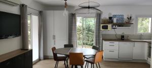 Landaise le lagunak avec piscine chauffée à 900 M de la plage