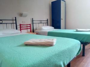 Twin Room with Private Bathroom