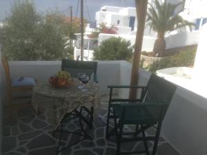 Irene Rooms Folegandros Greece