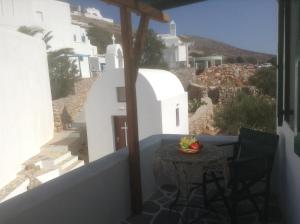 Irene Rooms Folegandros Greece