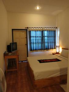 The Hillside Residence