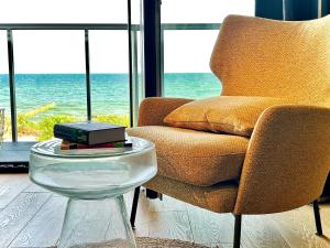Tuż przy plaży - nowoczesny apartament z tarasem i pięknym widokiem na Bałtyk
