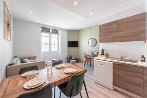 LE POMPADOUR - Magnifique T2 Place Bellecour 4ème étage sans ascenseur - 4th floor no elevator