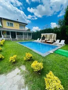 The Doctor's House - Kırkpınar