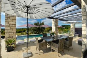 Casa Collini - Luxuriöse Ferienvilla mit Meerblick 