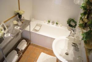 B&B / Chambres d'hotes La ferme de gigognan : photos des chambres