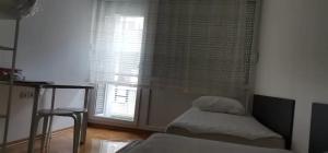 1 bedroom flat 15 minutes from the sea and downtown