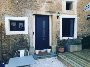 The Stable - Laurens