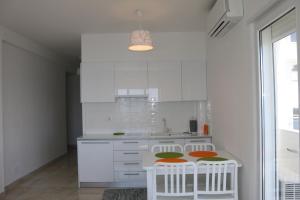 White Sea View Residence