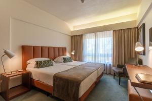 Classic Twin Room room in Hotel Dom Goncalo & Spa