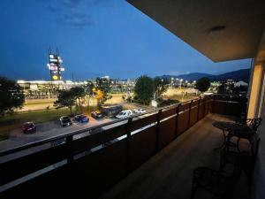 Coresi Spacious and Comfortable, GbWifi, AC, Parking #1