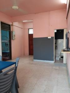 Homestay Idaman Tun Hussein - Harga untuk 1 rumah ,1 bilik ,1 bilik air 4 single bed -Sharing