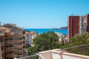 Olive Garden Apartments