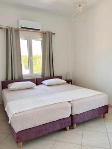 Theasis Apartments