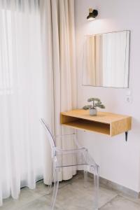 BLUE STONE Luxury Suites