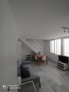 Ático-Duplex Las Palmeras