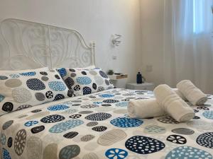 White shell rooms self check-in img21