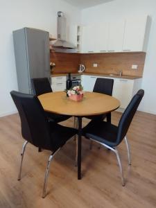 Apartman, studio and room Kata