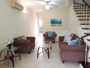 NEW #3 Westland Villa 2-Bed with pool opposite West Coast beach