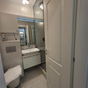 Studio 10 - Catedral Residence Bucharest - Free Parking