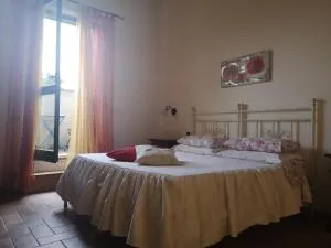 Affittacamere ALBA FIORITA - 卡斯蒂戈隆·多尔希亚