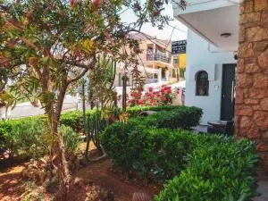 Ostria Apartments Kalives - 阿尔梅尼